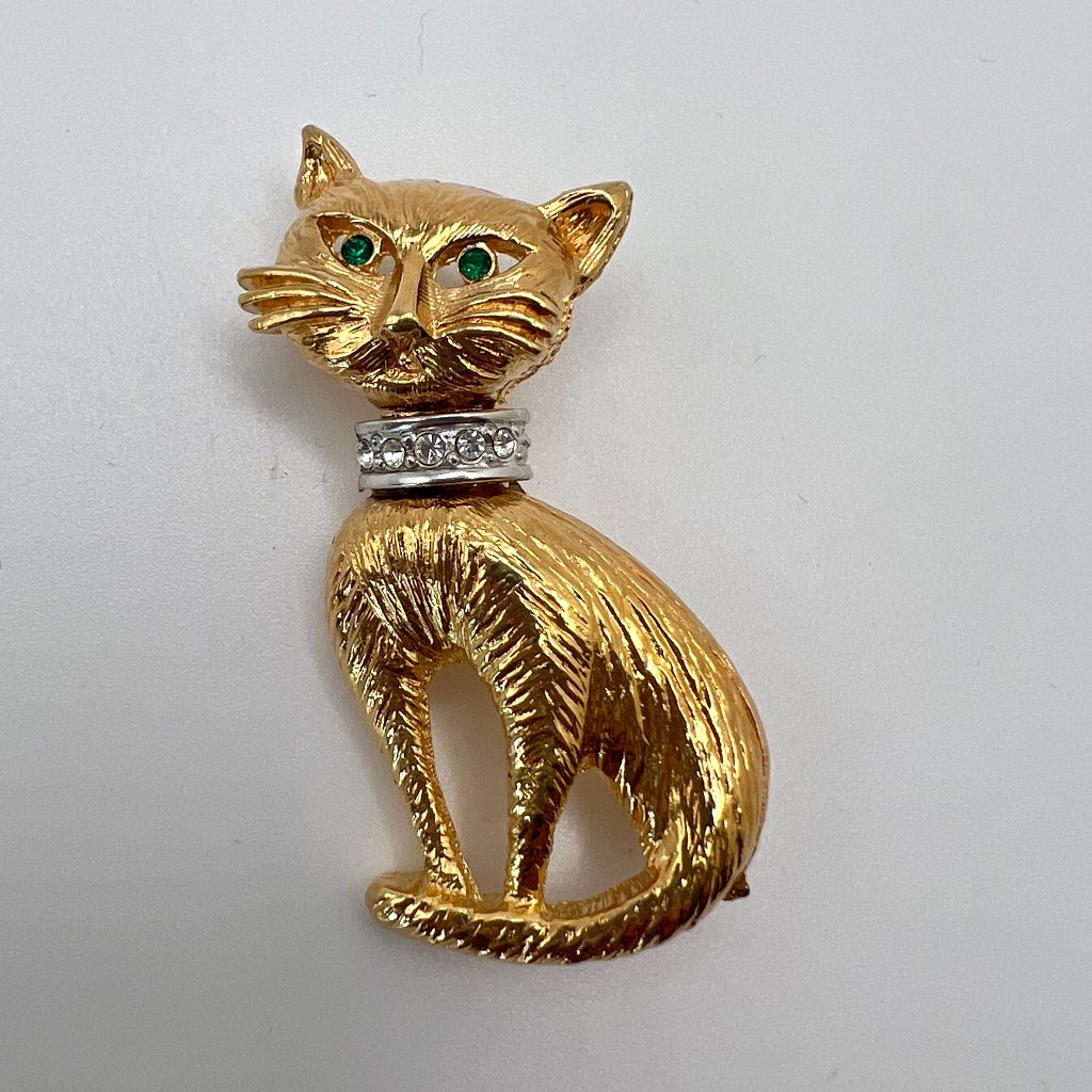 Cat Brooch 14$